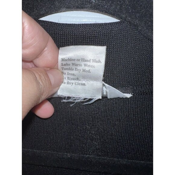 EXCLUSIVELY MISOOK Cardigan Sweater Black Acrylic 3 Button Sz L - Picture 8 of 11